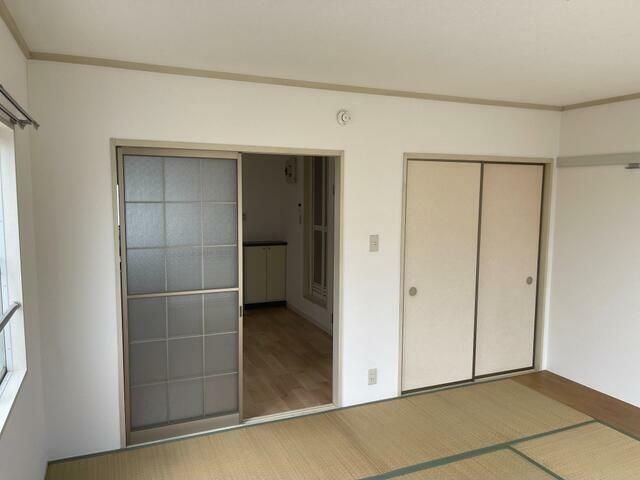 ベッドルーム
