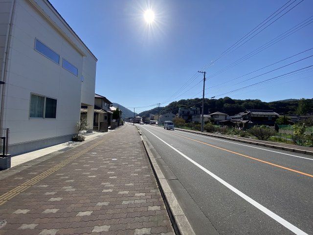 近くに施設あり