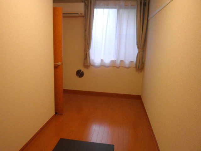 ベッドルーム