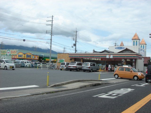 近くに施設あり