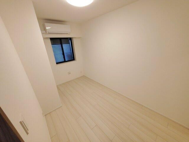 ベッドルーム