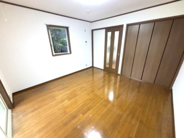 ベッドルーム