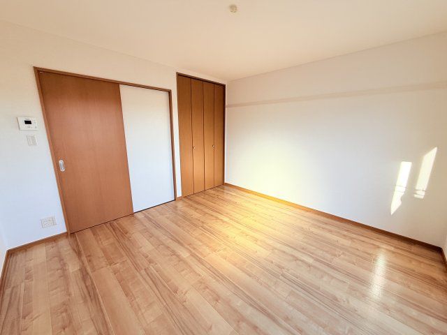 ベッドルーム