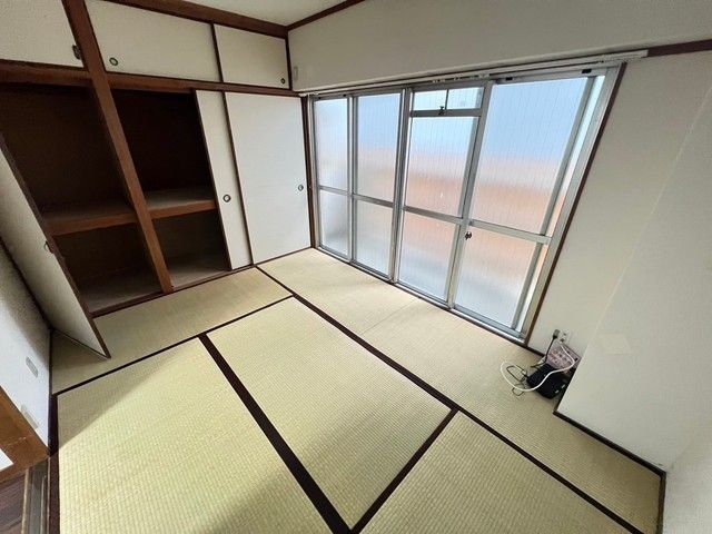 ベッドルーム