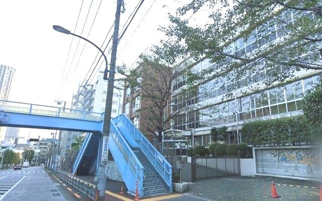 近くに施設あり