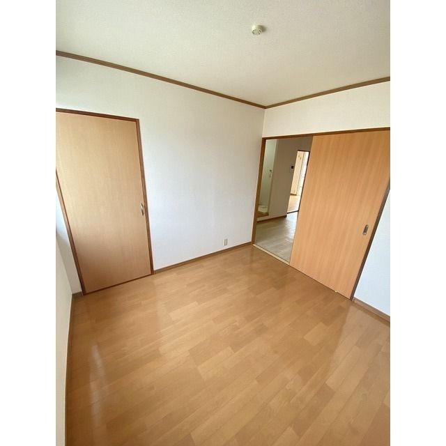 ベッドルーム