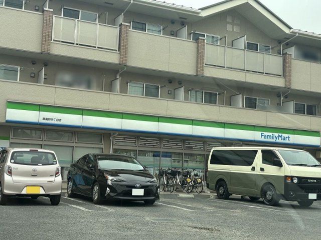 近くに施設あり