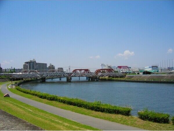 近くに施設あり