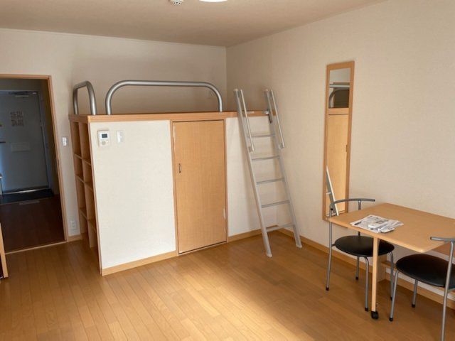 ベッドルーム