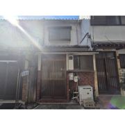 大黒町3丁目借家の外観画像
