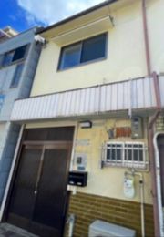 八坂町テラスハウスの外観画像