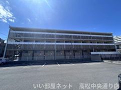 レオパレス栗林の外観画像