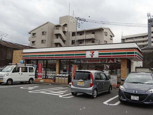セブン‐イレブン／八幡紅梅１丁目店(250m)