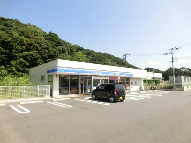 ローソン(713m)