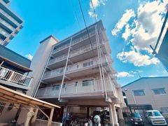 宇品栄能マンションの外観画像