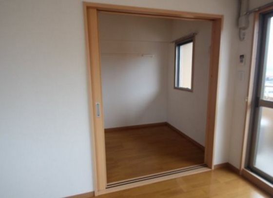 ベッドルーム