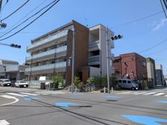 アドニスコンボスの外観画像