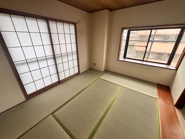 ベッドルーム
