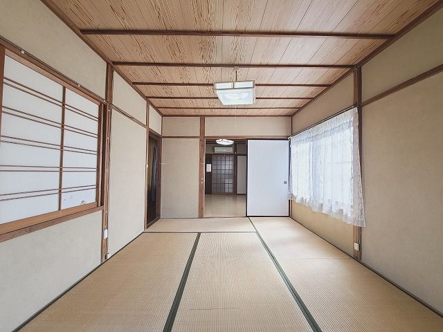 ベッドルーム