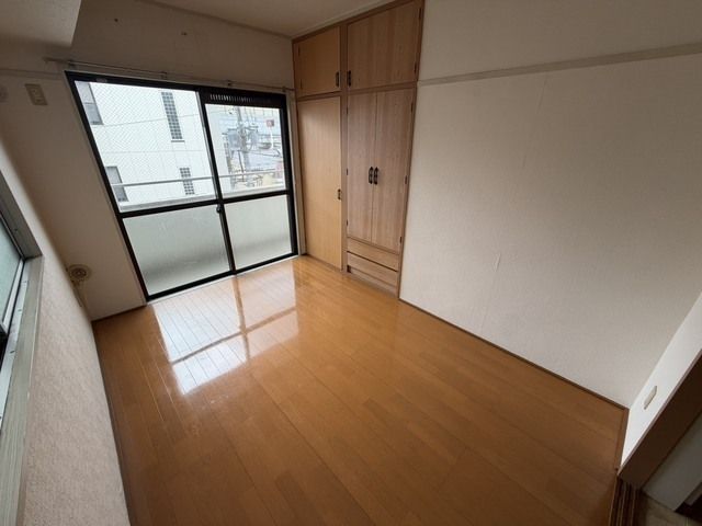 ベッドルーム