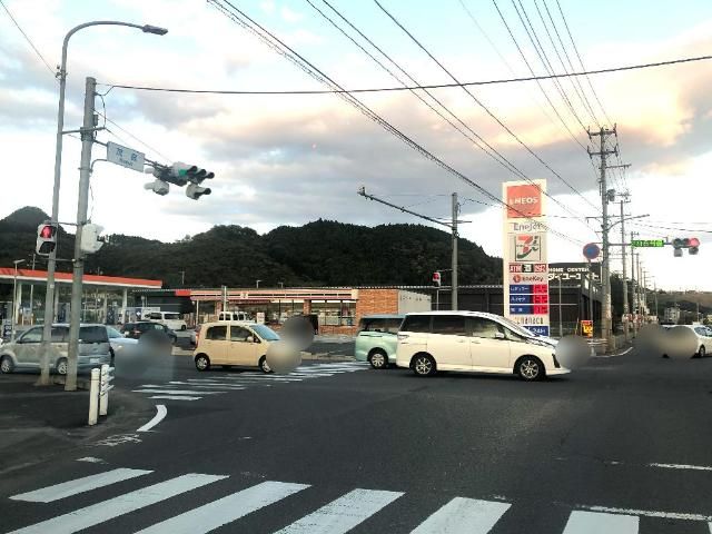 近くに施設あり