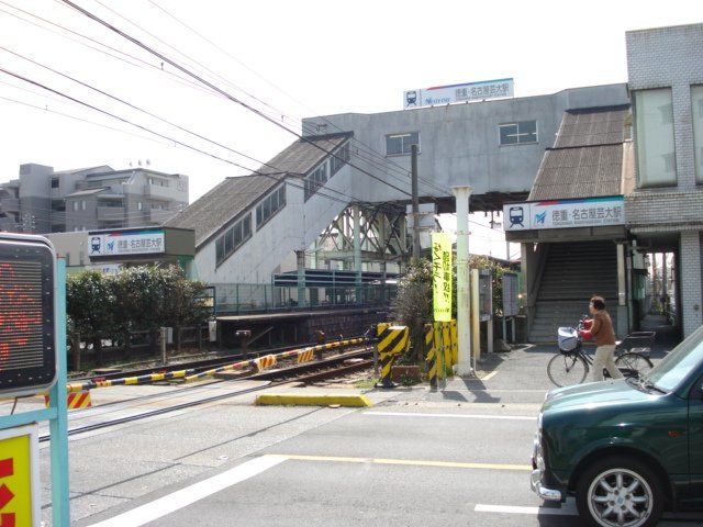 近くに施設あり