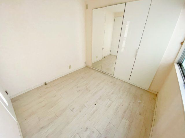 ベッドルーム
