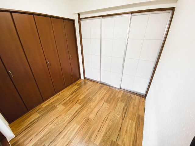 ベッドルーム