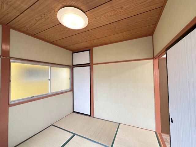 ベッドルーム
