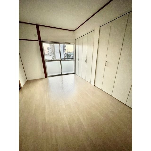ベッドルーム