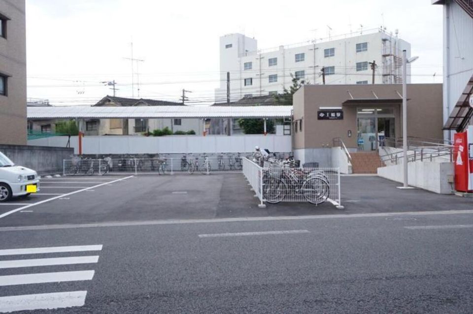 近くに施設あり