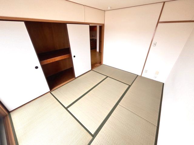 ベッドルーム