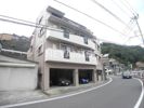 カリーナトレピアニの外観