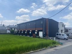 レオパレスプチクローバーの外観画像