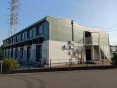 レオパレスドルフフクサトの外観画像