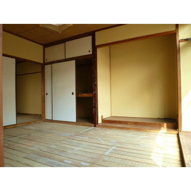 ベッドルーム