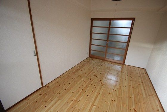 ベッドルーム