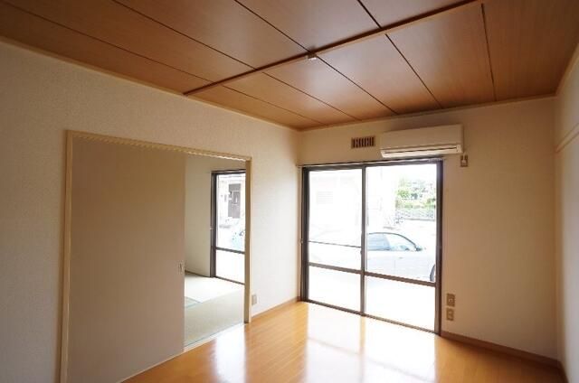 ベッドルーム