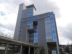 公立大学法人九州歯科大学附属病院(440m)