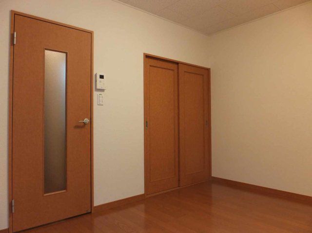 ベッドルーム