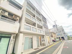 RCBOXの外観画像
