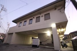 EST中筋の外観画像