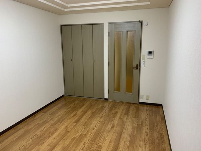ベッドルーム