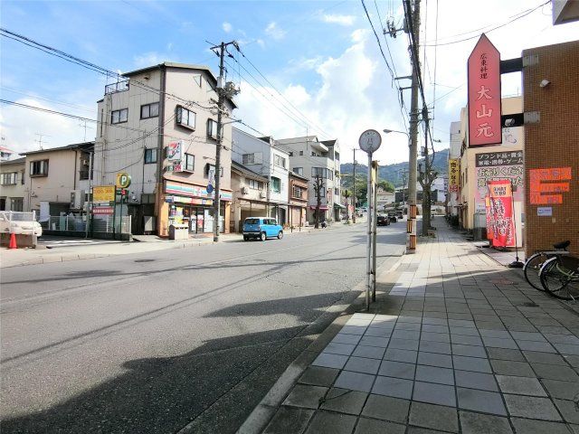近くに施設あり