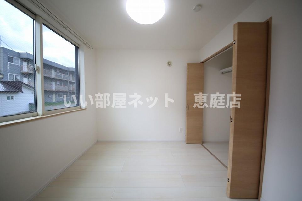 ベッドルーム