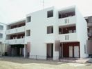 レオパレス城の外観