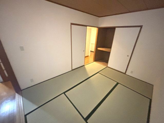 ベッドルーム