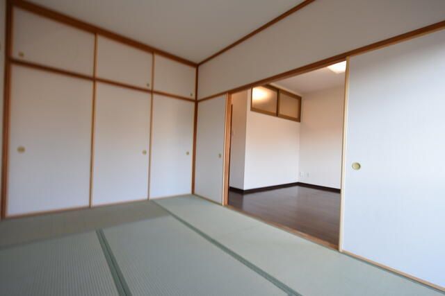 ベッドルーム