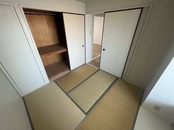 ベッドルーム