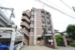 ドール魚崎の外観